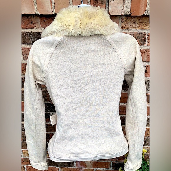 Armani Exchange Jacket With Faux Fur Lapel And Side belt. Woman’s Size Small - Picture 5 of 15